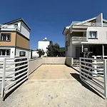 Embrace The Sea And Nature In Akbuek! Apartment Didim