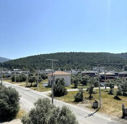 Embrace The Sea And Nature In Akbuek!